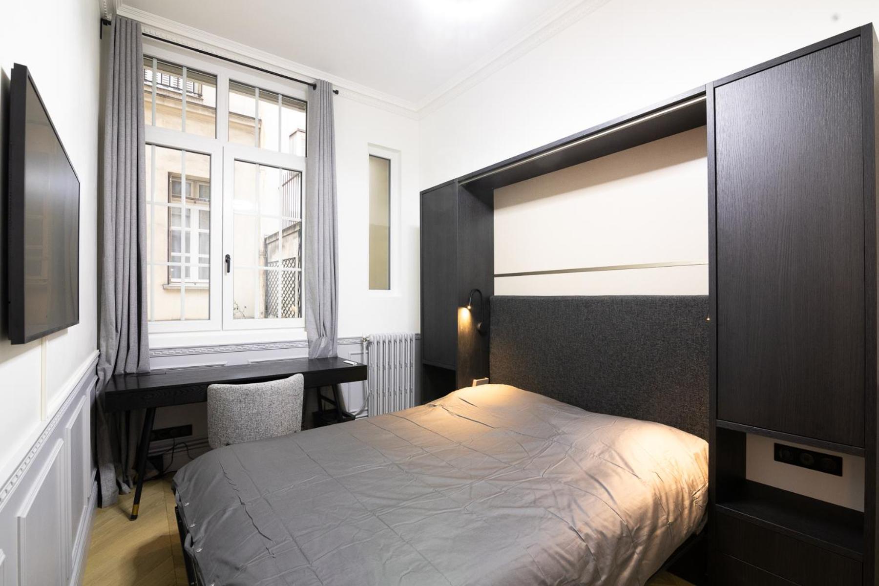 Neuf Et Luxueux Climatise A 17 * Paris