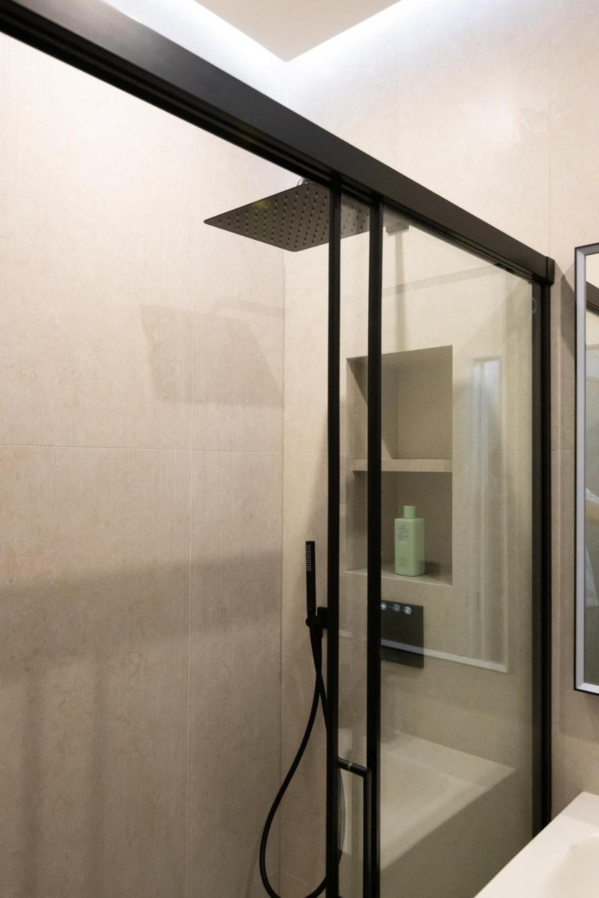Neuf Et Luxueux Climatise A 17 Apartment