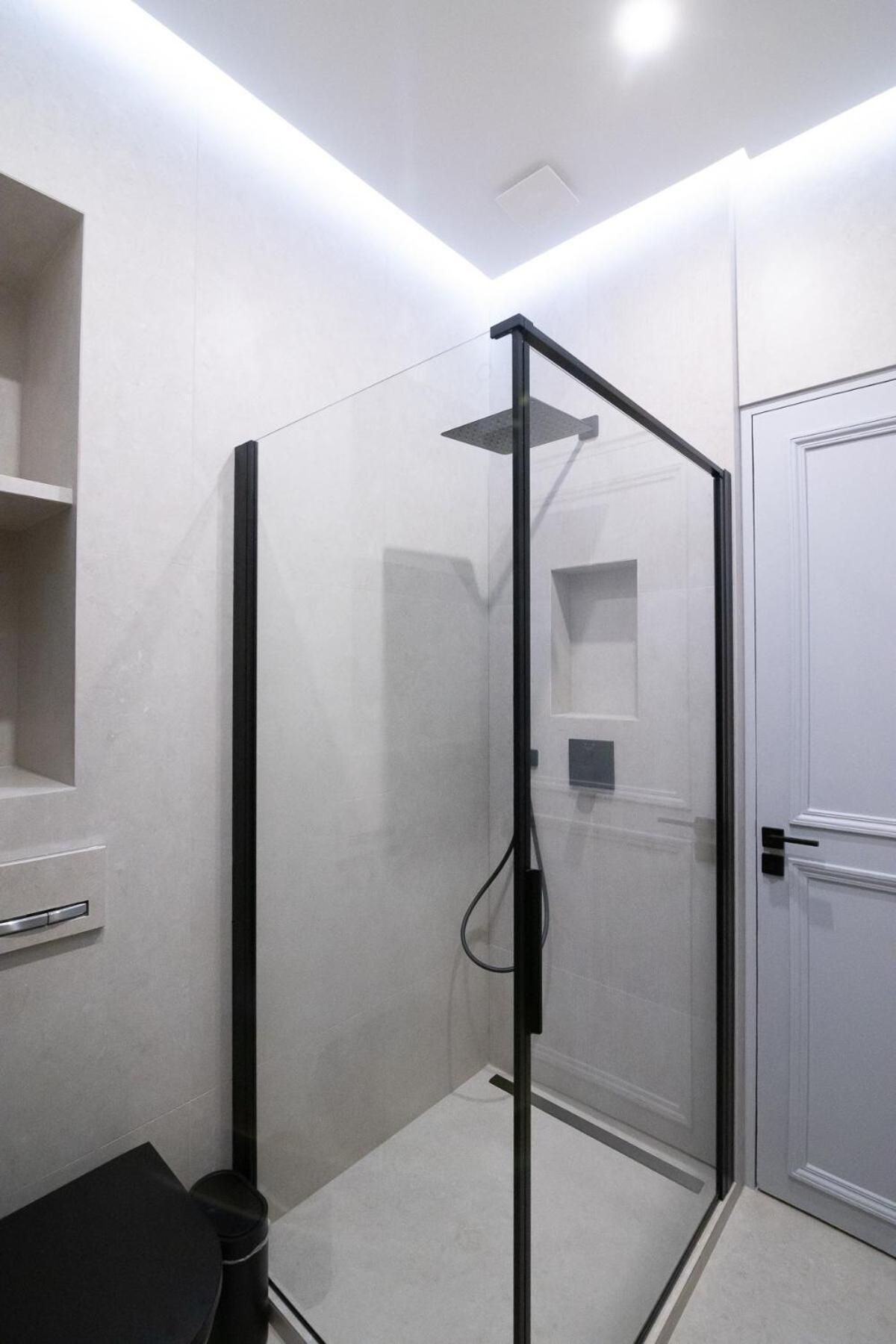 Apartment Neuf Et Luxueux Climatise A 17 Paris